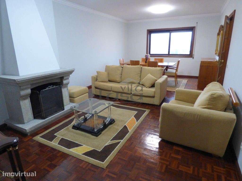 T3 Pedrouços Mobilado cozinha equipada garagem para 2 carros e arrumo - Grande imagem: 2/29