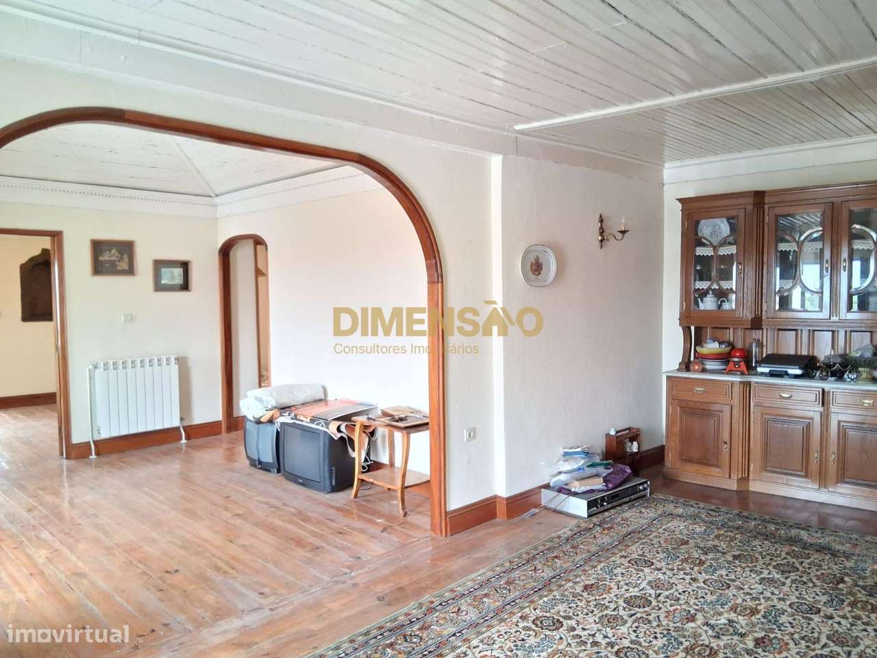 Deslumbrante Quinta V4 com Vistas Privilegiadas no Coração da Régua...-5