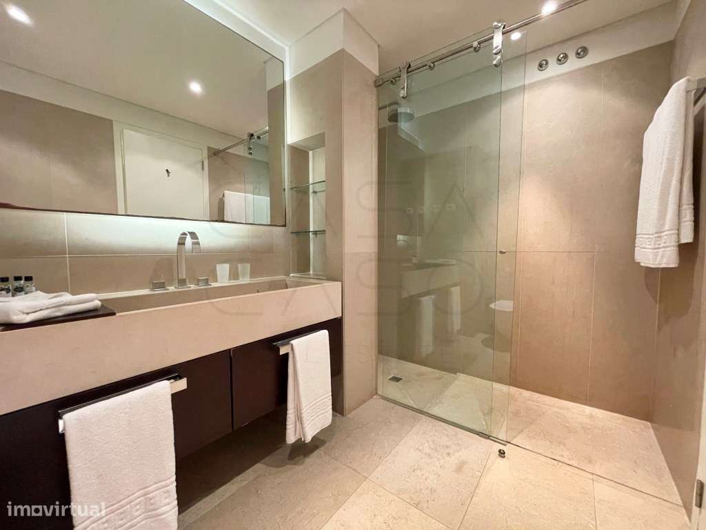 Luxuoso Apartamento Turístico T2+1 com Piscina e Jardim em Troia-Co...-22