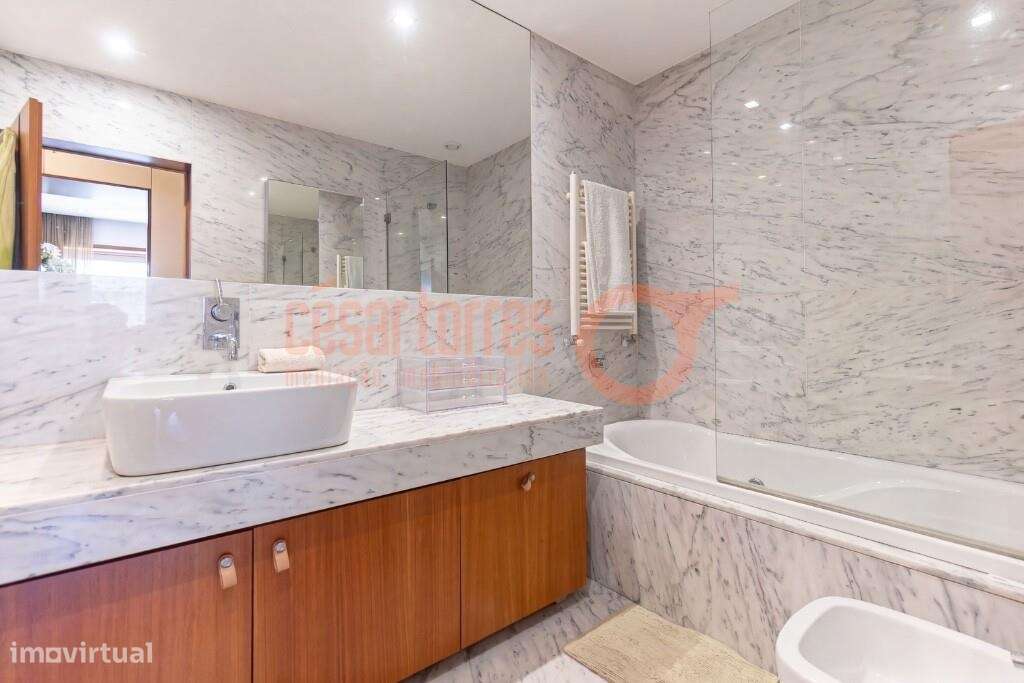 Excelente T3 aproximadamente a 500m da praia da Granja-8