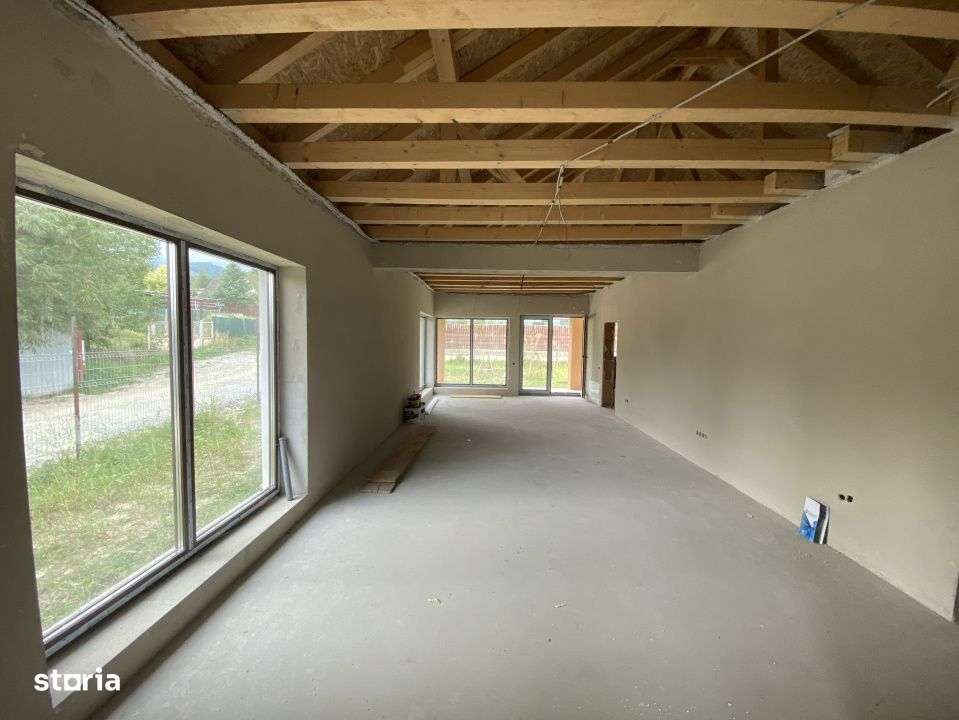 Casa single 4 camere, 130 mp, 2 fronturi stradale in Tocile - Imagine principală: 5/19