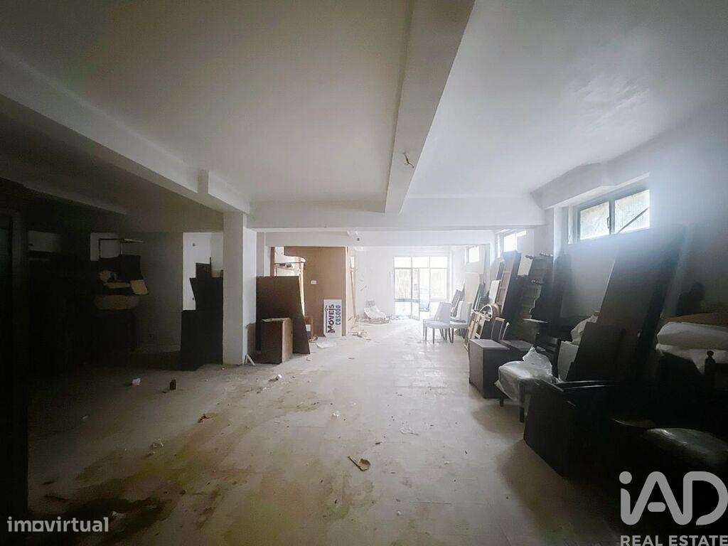 Garagem em Ericeira de 166 m2 - Grande imagem: 4/22