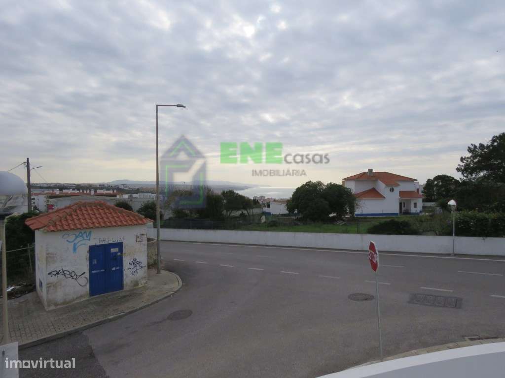 Moradia T4 na Vila da Ericeira-30