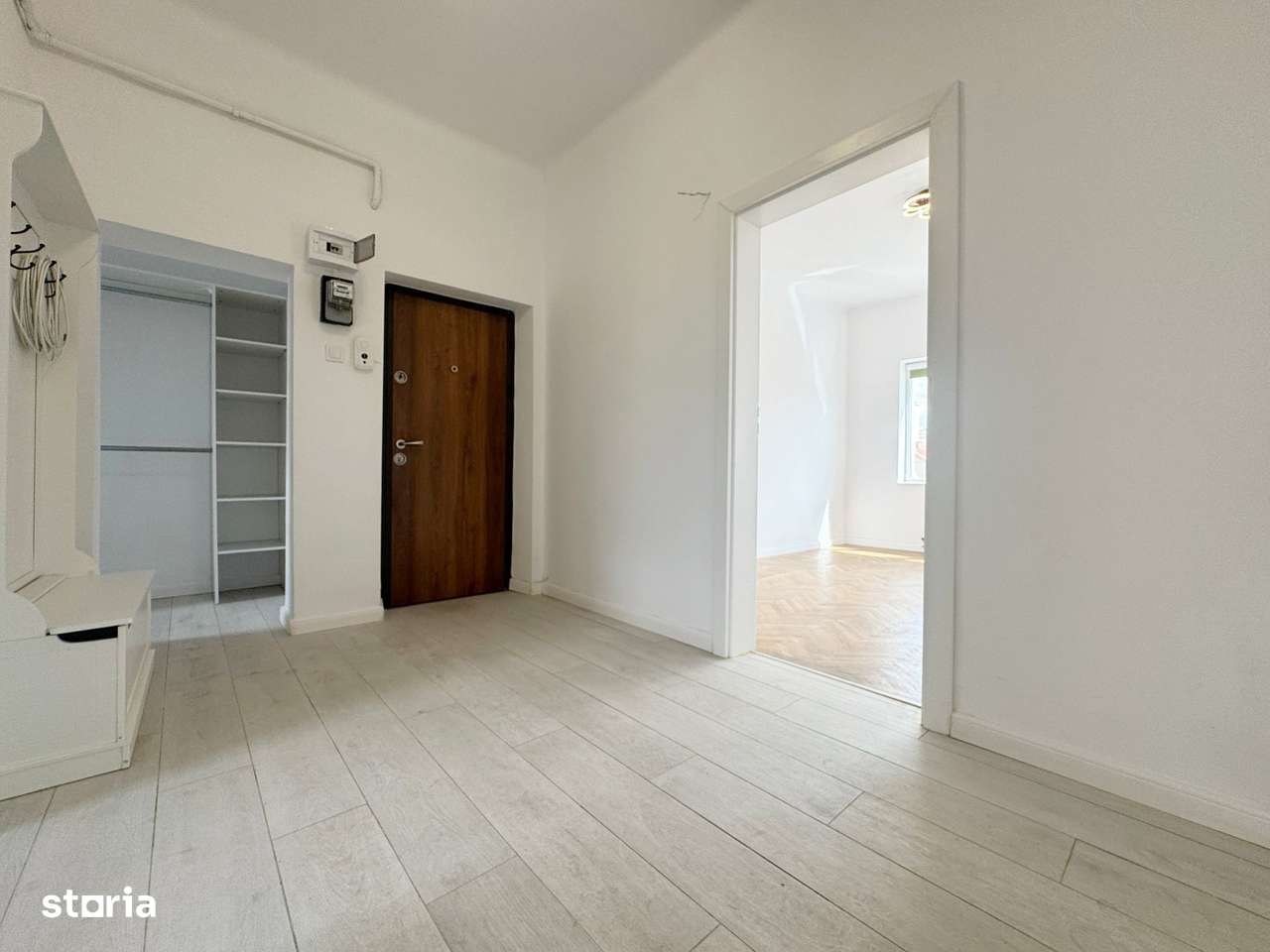 0% comision 2 camere decomandate, orientare Sud, langa Hilton, Central-14