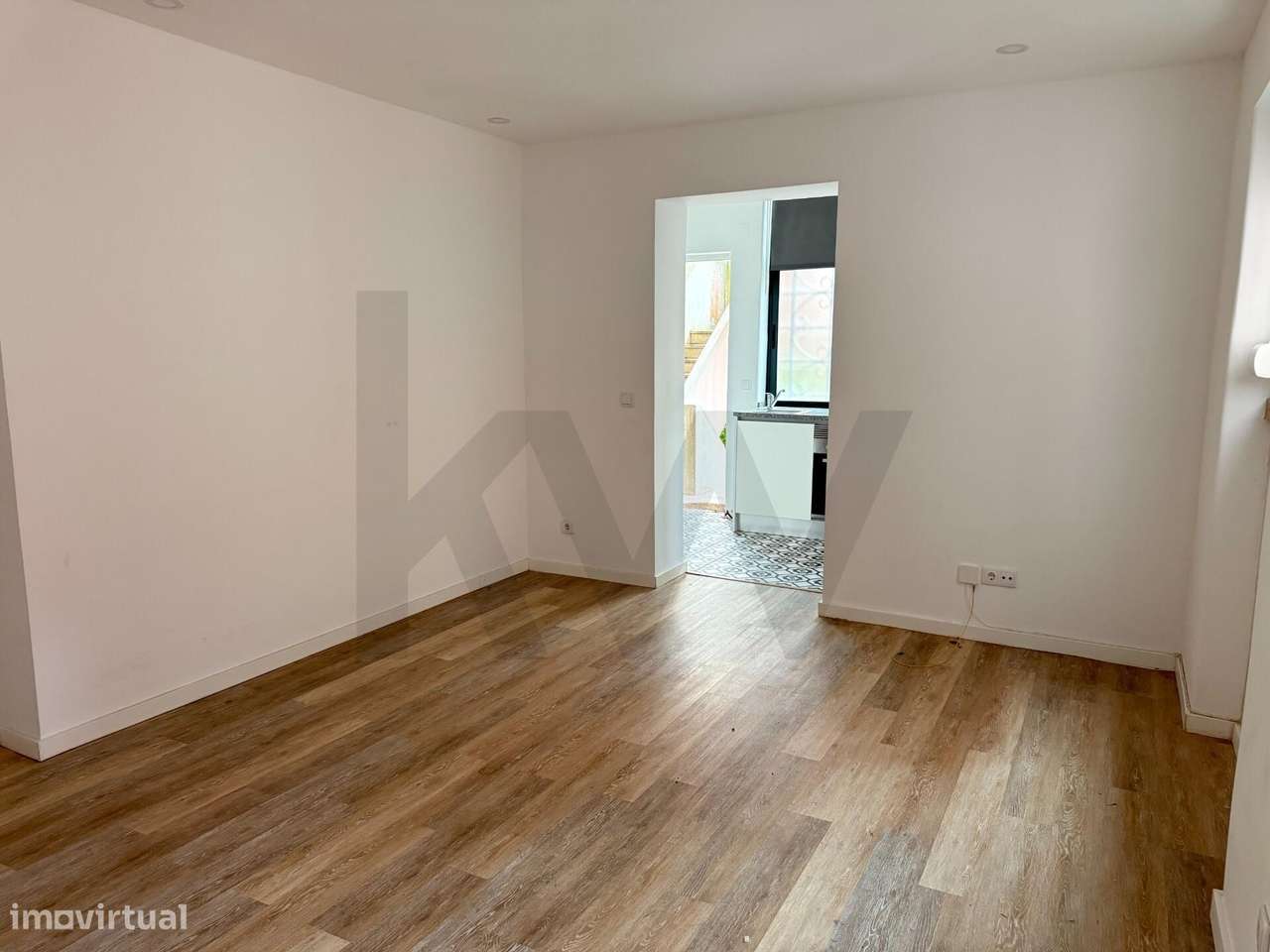 Estúdio para arrendamento em Campo de Ourique - Grande imagem: 3/16