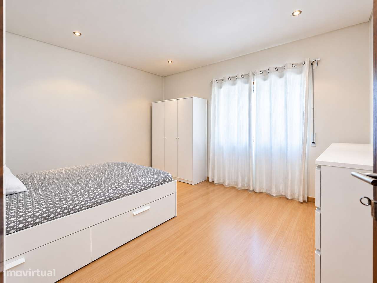 Apartamento T2 + 1 para venda na Rua Santo Adrião, Braga-21