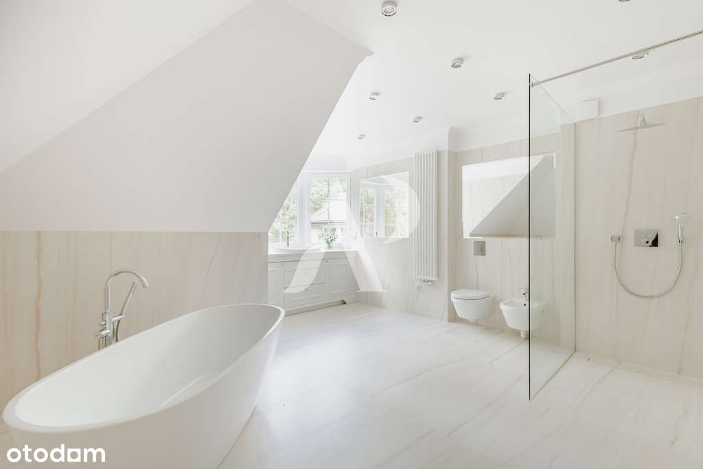 Wyjątkowa Rezydencja z basenem w Dąbrowie Leśnej-7