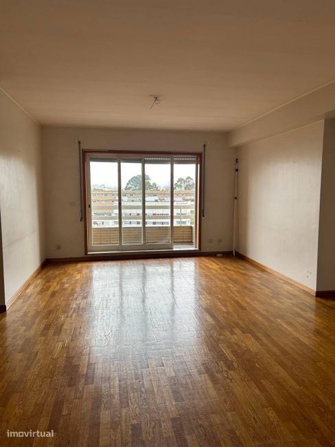 Apartamento T2 à venda em Porto