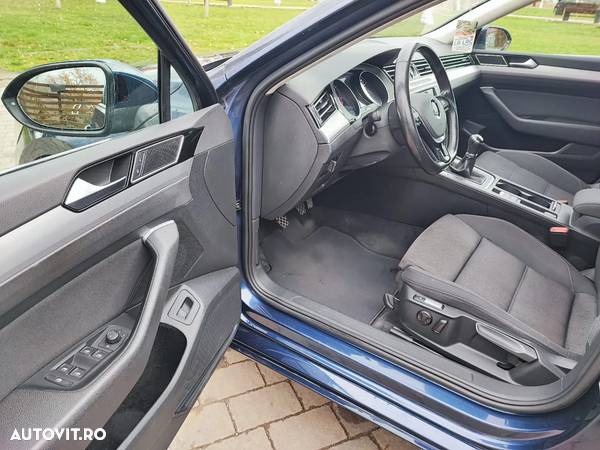 Volkswagen Passat Variant 2.0 TDI 4Motion Comfortline - 6
