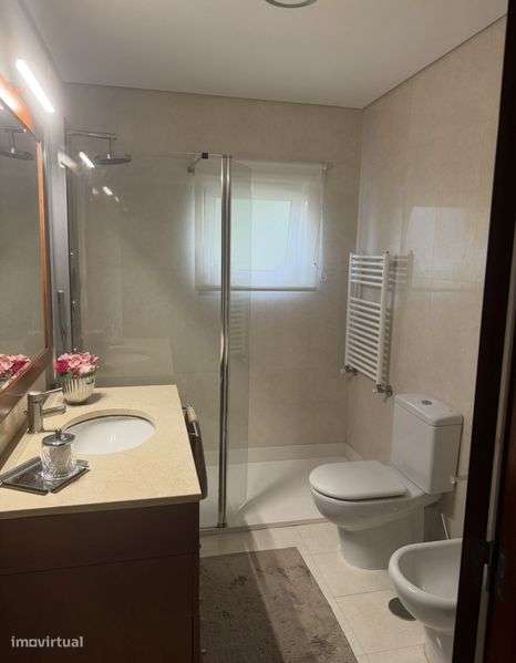 Moradia individual para arrendar - Grande imagem: 5/12