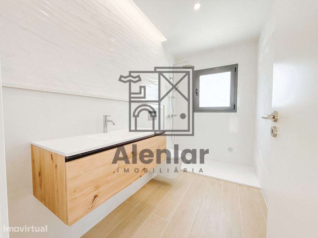 NOVA Moradia V4 a 800 metros da praia NOVA-54