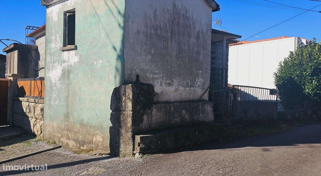 Moradia em Fafe, Revelhe-5