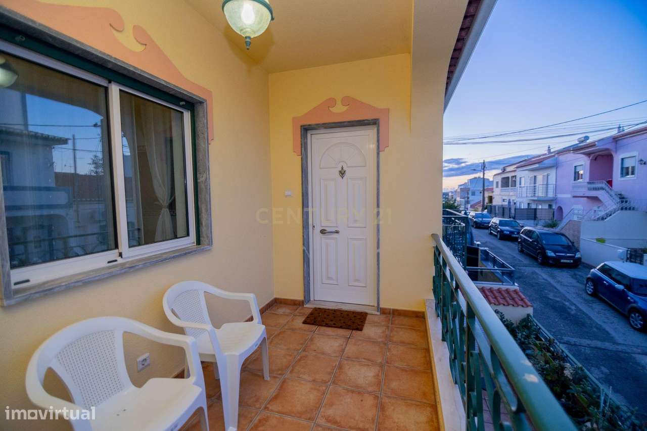 NÃO PERCA ESTA GRANDE OPORTUNIDADE! APARTAMENTO T3 ESTILO MORADIA COM - Grande imagem: 4/28