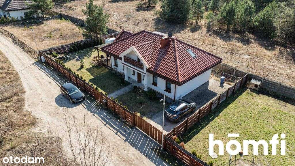 Dworkowy dom w ciszy i otoczeniu lasu - Pełny obrazek: 2/20