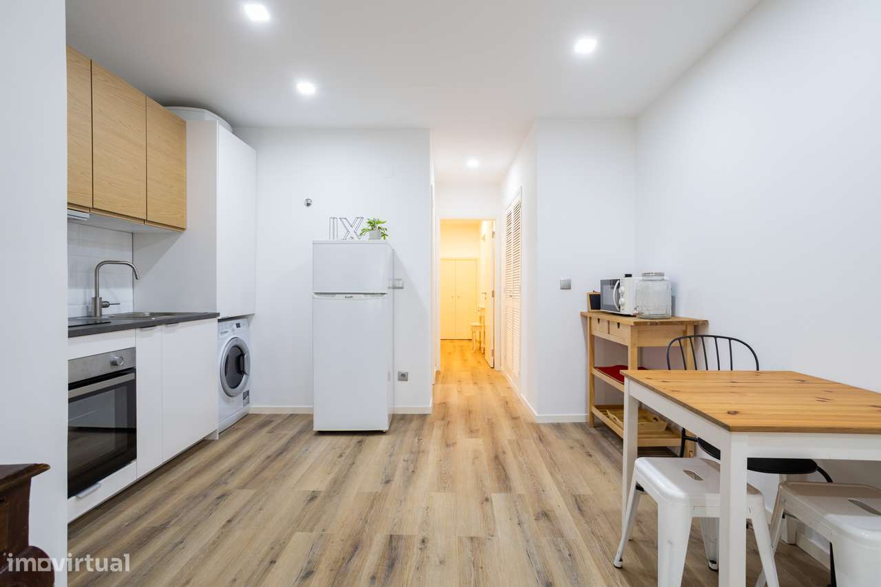 Apartamento Moderno e Charmoso junto ao Miradouro de Santa Catarina em - Grande imagem: 2/17