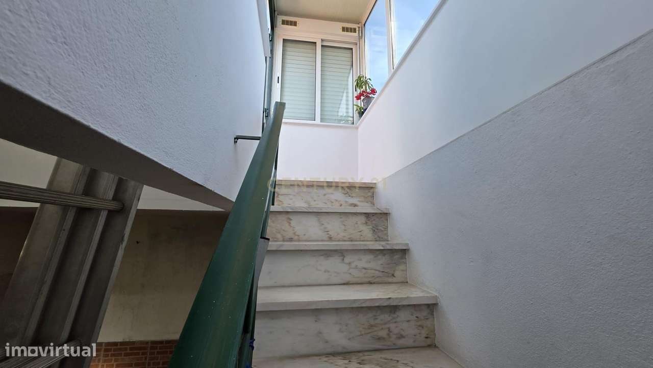 Moradia Alto do Moinho com Licença Utilização - Corroios, Seixal-11
