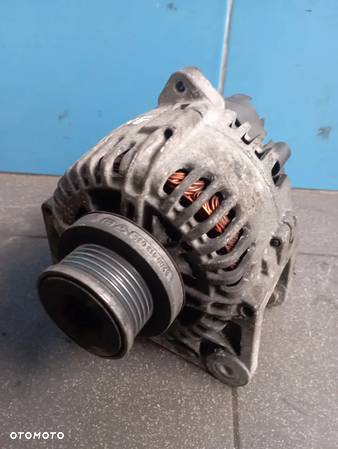 Alternator Renault Megane II 8200100907 - 1