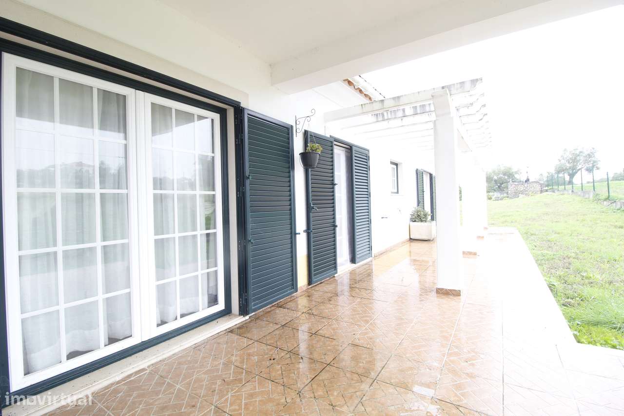 Moradia T4 com Terreno-17