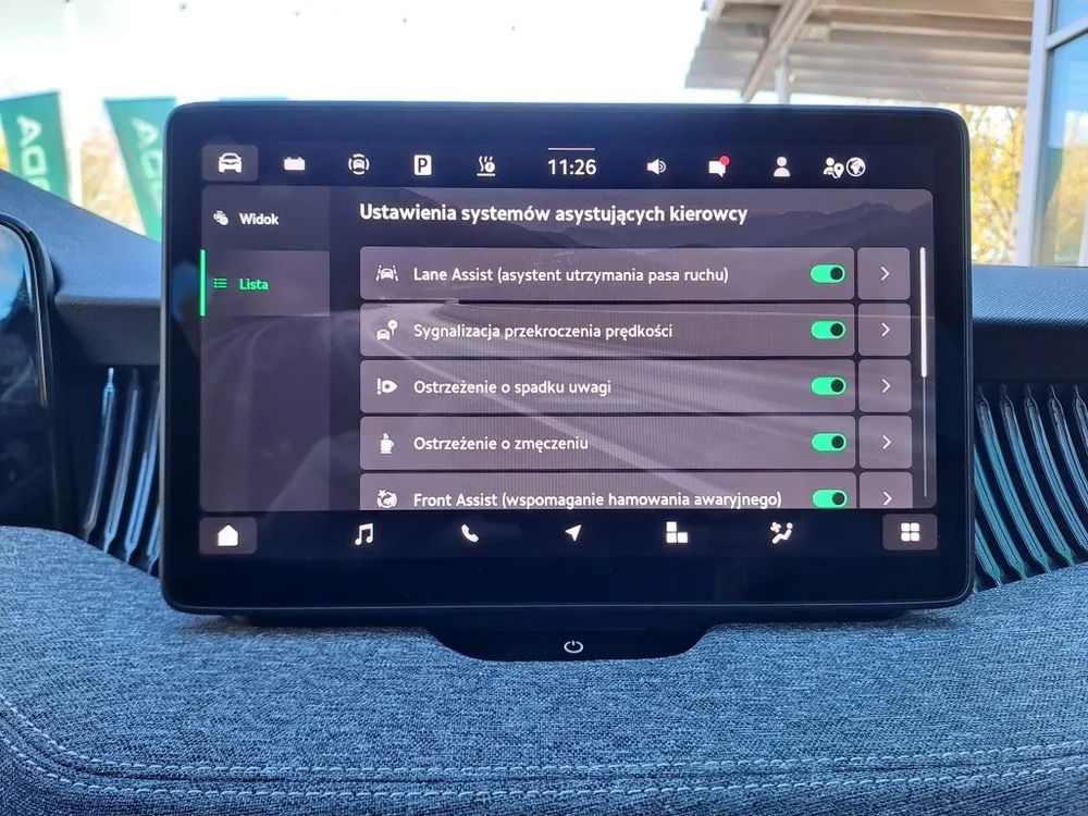 SKODA SUPERB IV 1.5 TSI 204KM DSG PLUG-IN EDITION 130, fabryczny hak