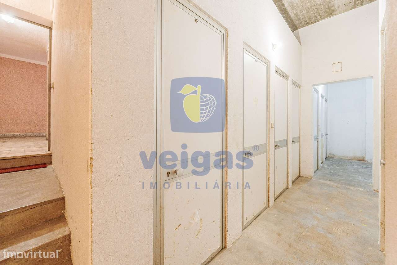 Apartamento T2 como novo, equipado e mobilado em Fitares-42