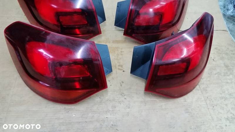 Opel Astra IV 4 J kombi lampa prawa lub lewa tył 13314051 - 3