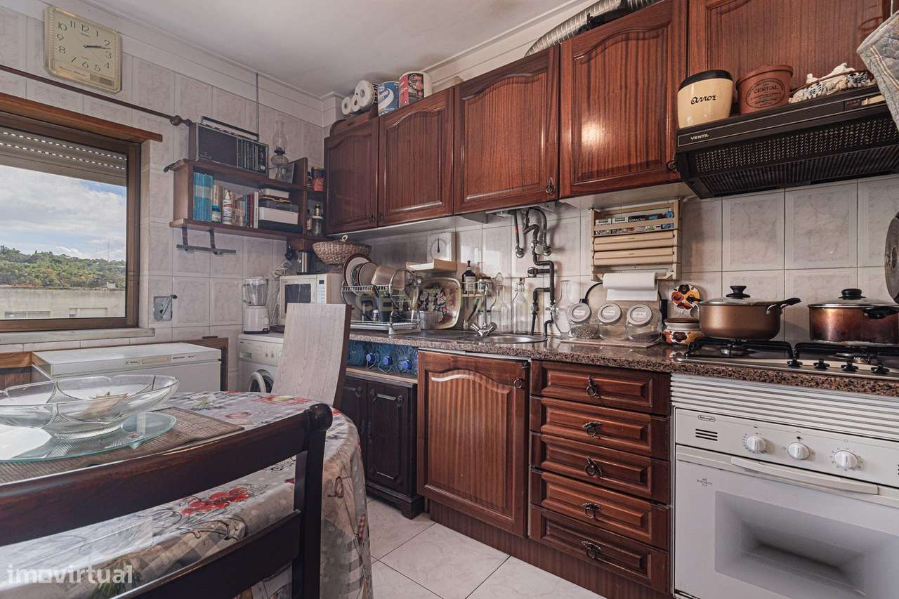 Apartamento T3 na Buraca, Amadora - Oportunidade Única!-15