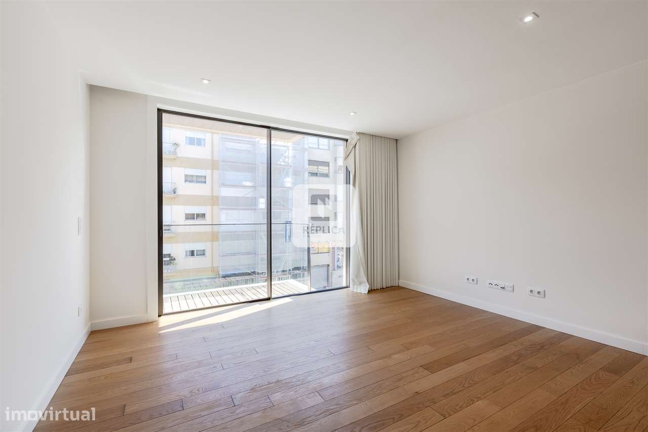 T2 Padrão Légua | T2 Senhora da Hora | T2 Varanda e Garagem Matosinhos - Grande imagem: 4/32