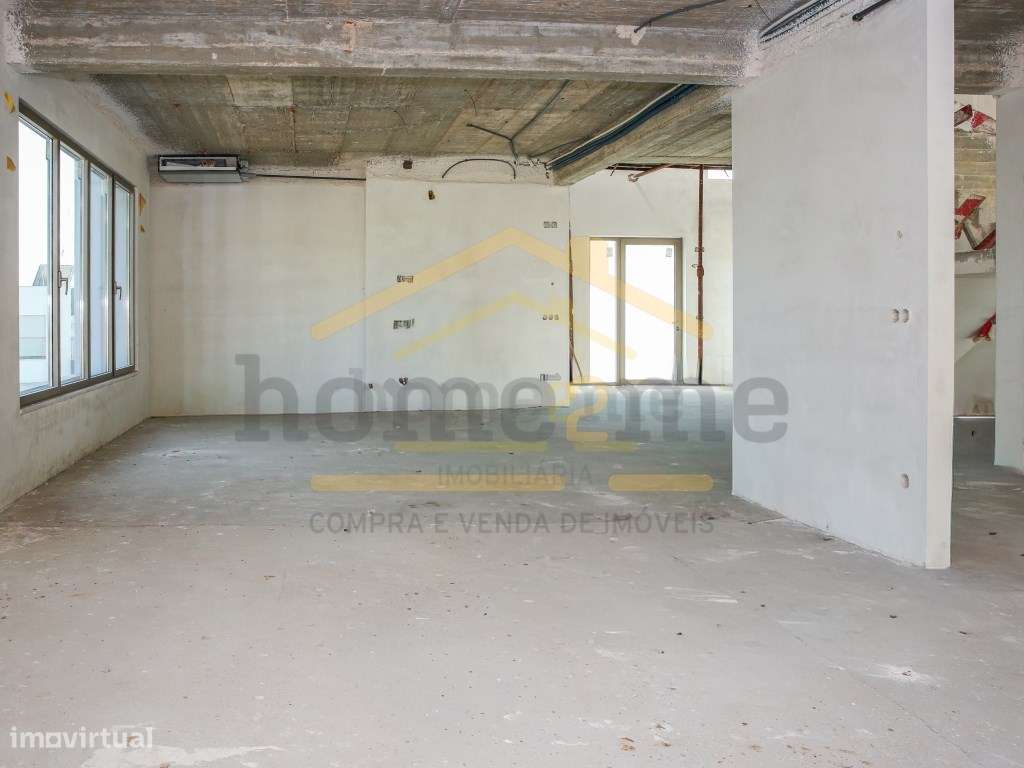 Magnífica Moradia Nova 560 m2- Vila Franca de Xira-20