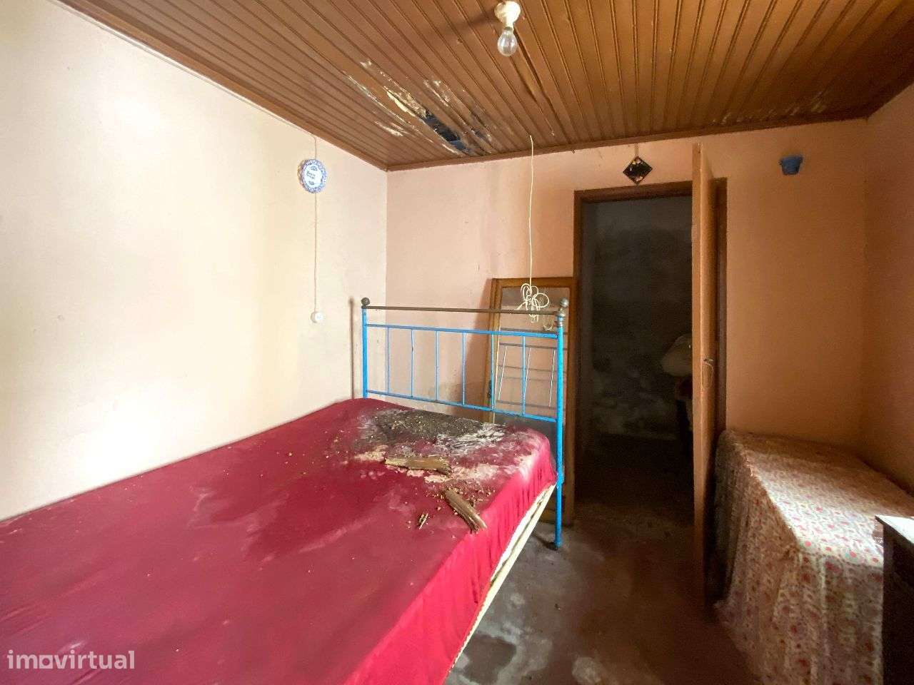 Moradia V4 - Grande imagem: 5/24