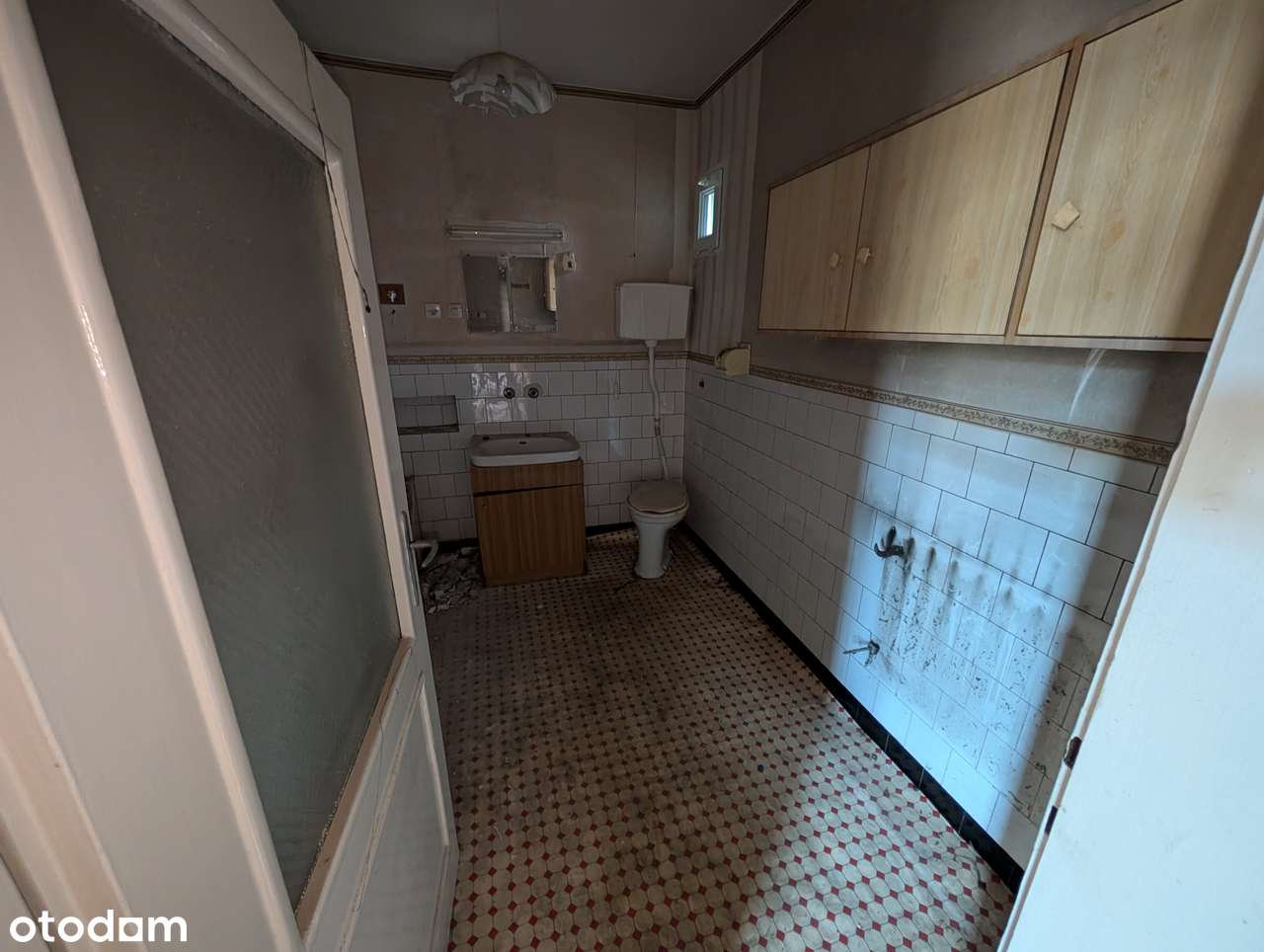 Dom z zapleczem pod działalność-garaże, możliwość 3 mieszkań!-11