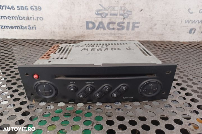 Radio cd Renault Megane 2  [din 2002 pana  2006] seria Sedan 1.5 dCi MT (82 hp) - 3