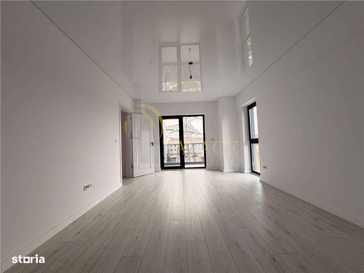 Apartament cu 3 camere, 2 bai Bloc nou Nicolina, et. intermediar - Imagine principală: 2/19