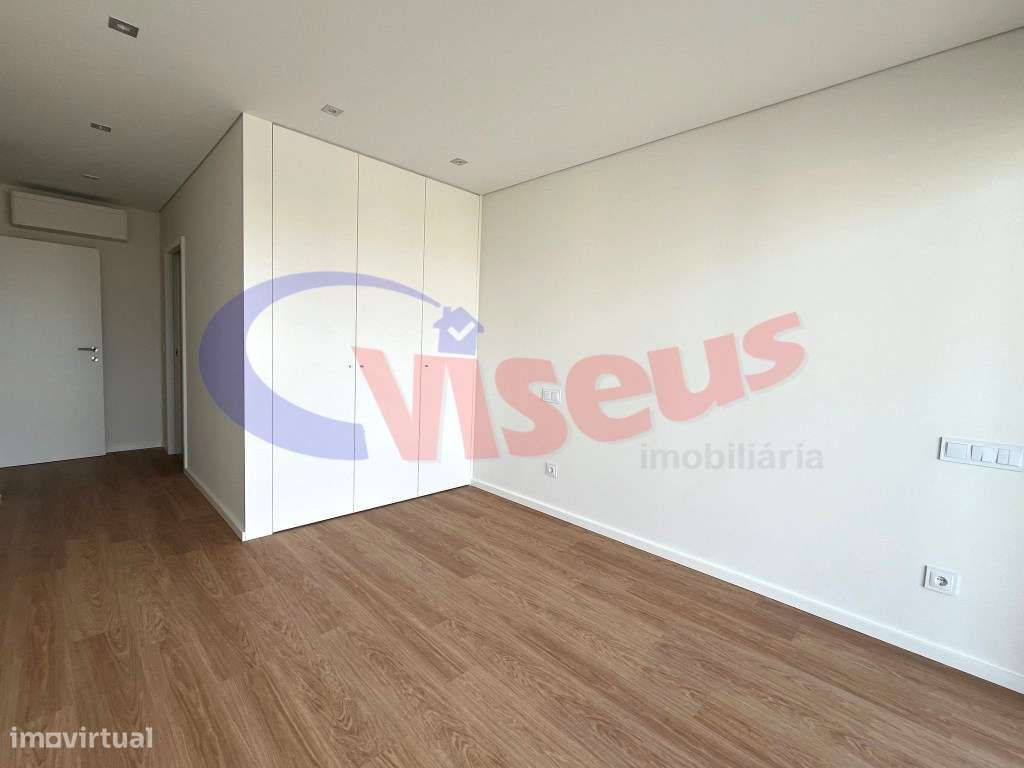 T4 Penthouse com Terraço Canidelo-20