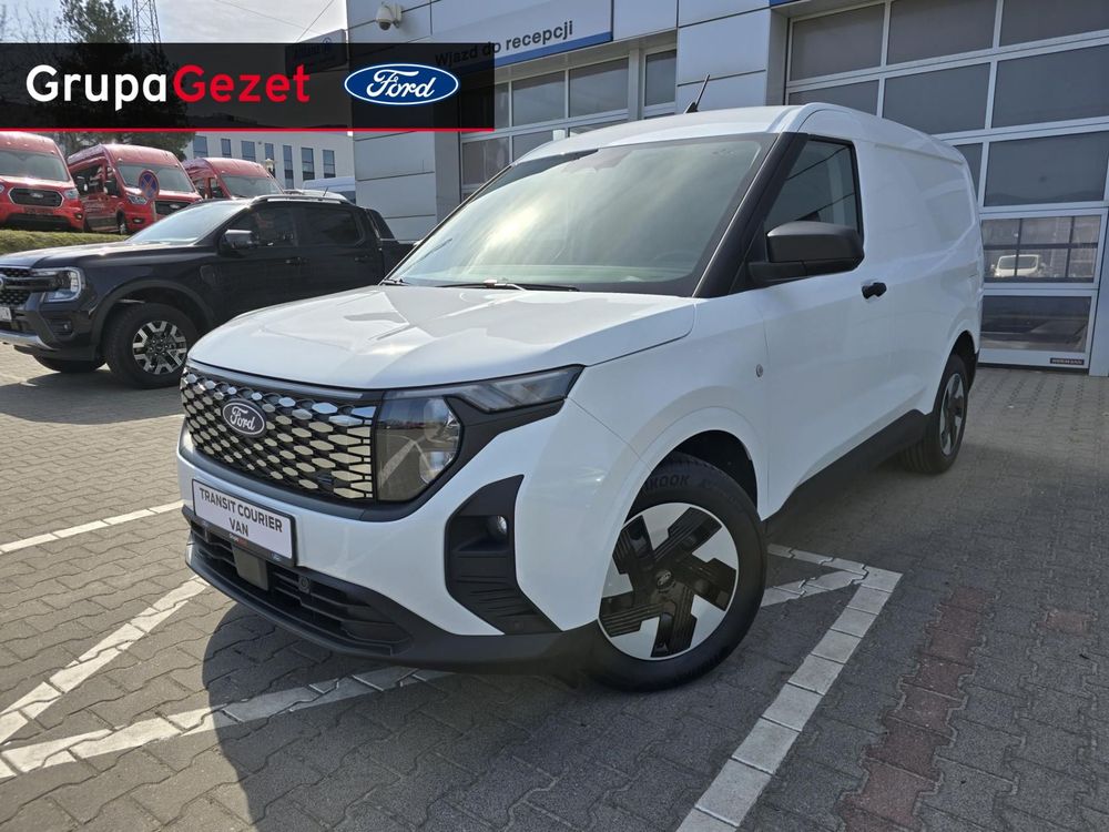 Ford Transit Courier 2025
