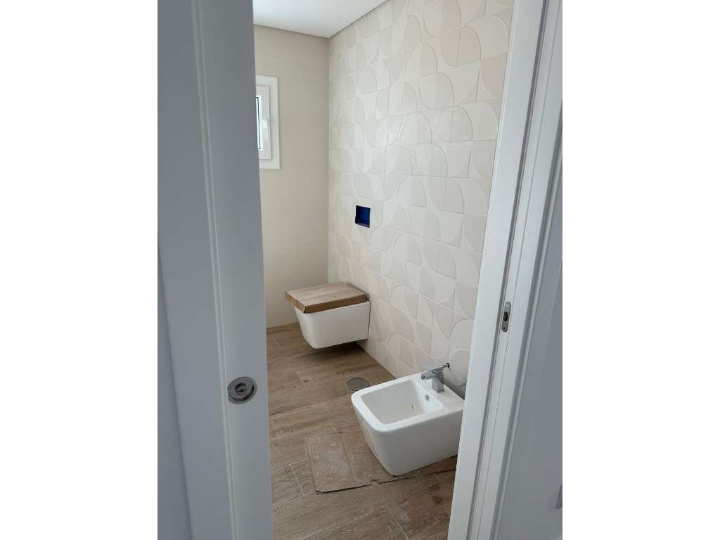 Moradia T3 Moderna a venda em Fernão Ferro - Grande imagem: 5/26