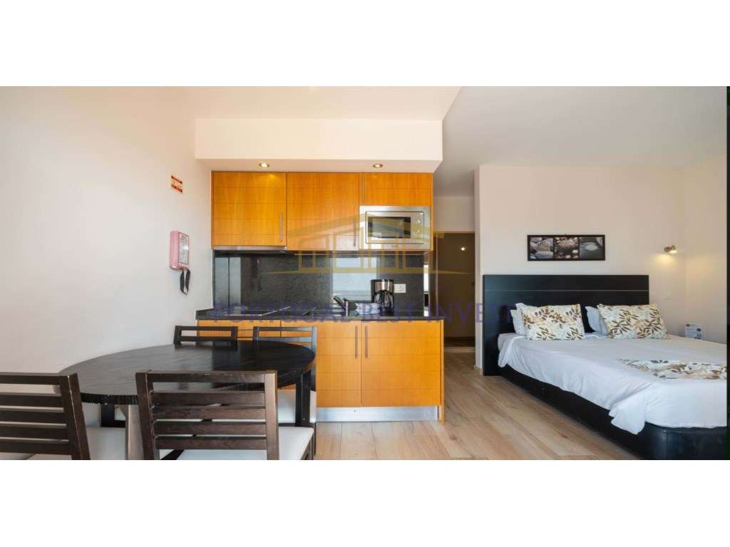 Apartamento T0 com vista mar a 300 metros da praia de Alvor TURISTICO - Grande imagem: 4/13