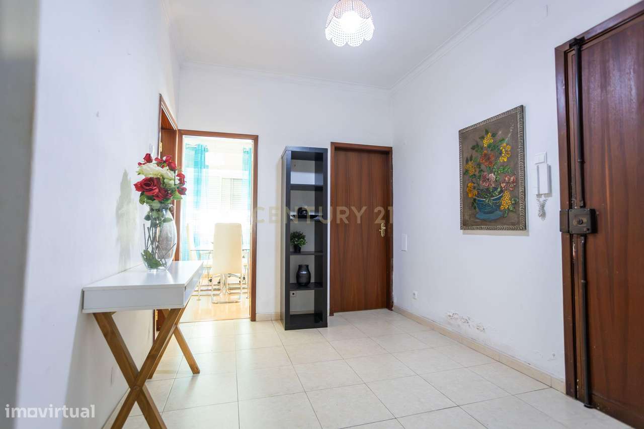 Apartamento T2 em Odivelas - Oportunidade Única!-5