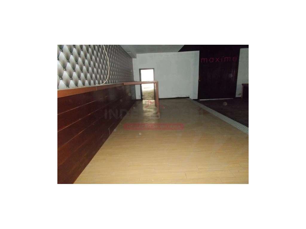 Prédio P/ comércio adequado a bar/discoteca - Aradas - Aveiro-5