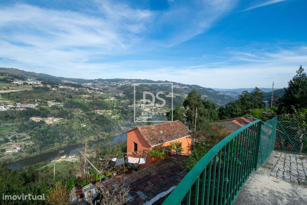 Quinta com vistas maravilhosas para o rio Douro