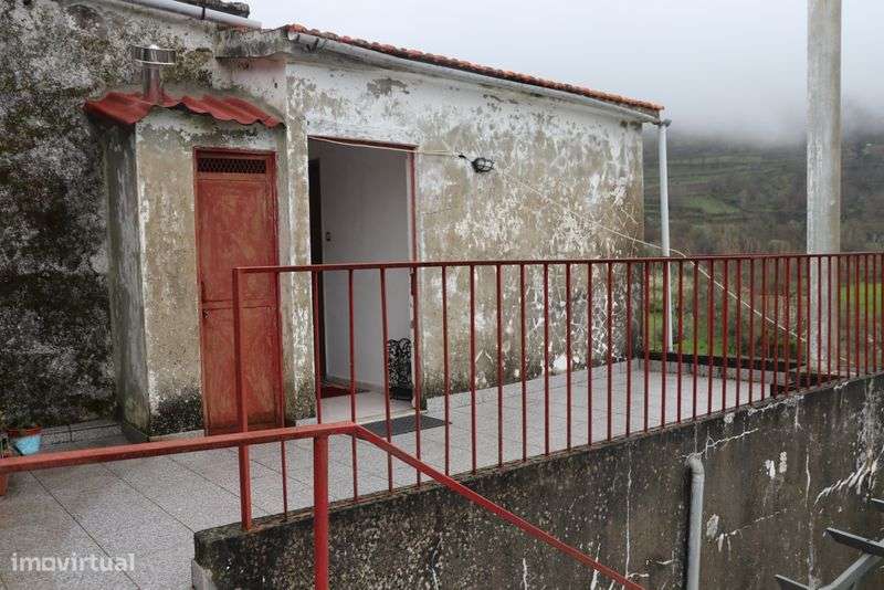 Casa rústica em são Romão de Aregos - Grande imagem: 5/12