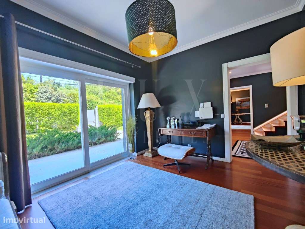 MORADIA DE LUXO NO CENTRO DO ESTORIL-20