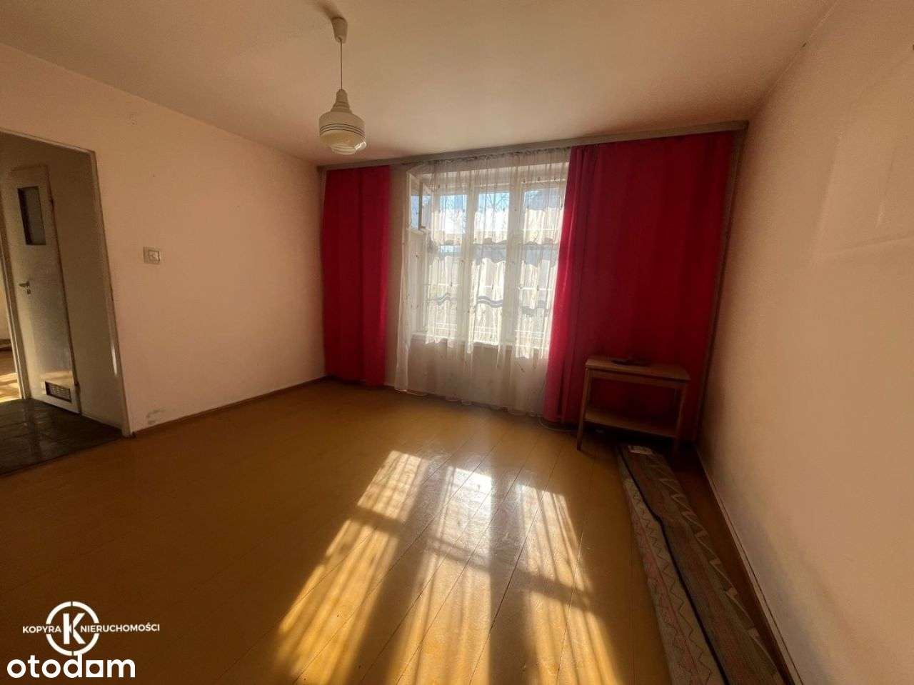 Na sprzedaż mieszkanie na parterze+garaż+ogród-0