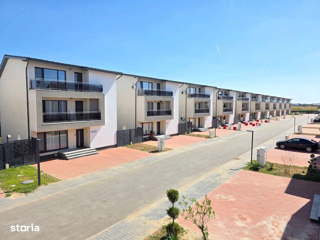 Casa 5 camere, 3 bai Str. Bucuresti.Localitatea Varteju Magurele-Ilfov - Imagine principală: 4/20