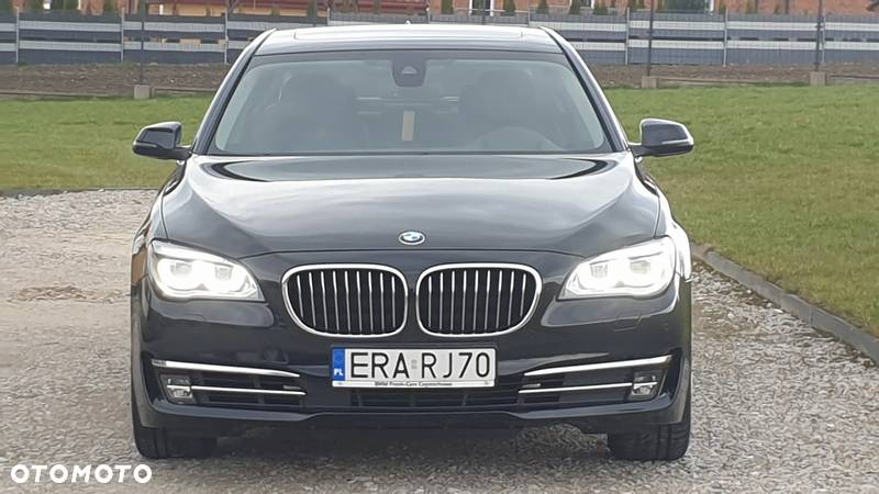 BMW Seria 7 740d xDrive - 6