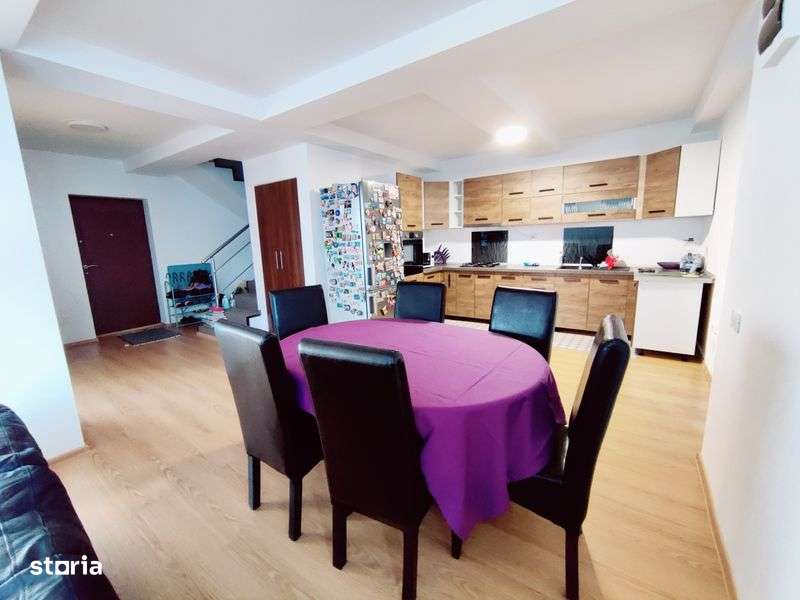 Vila de vânzare in duplex Chiajna - Imagine principală: 5/8