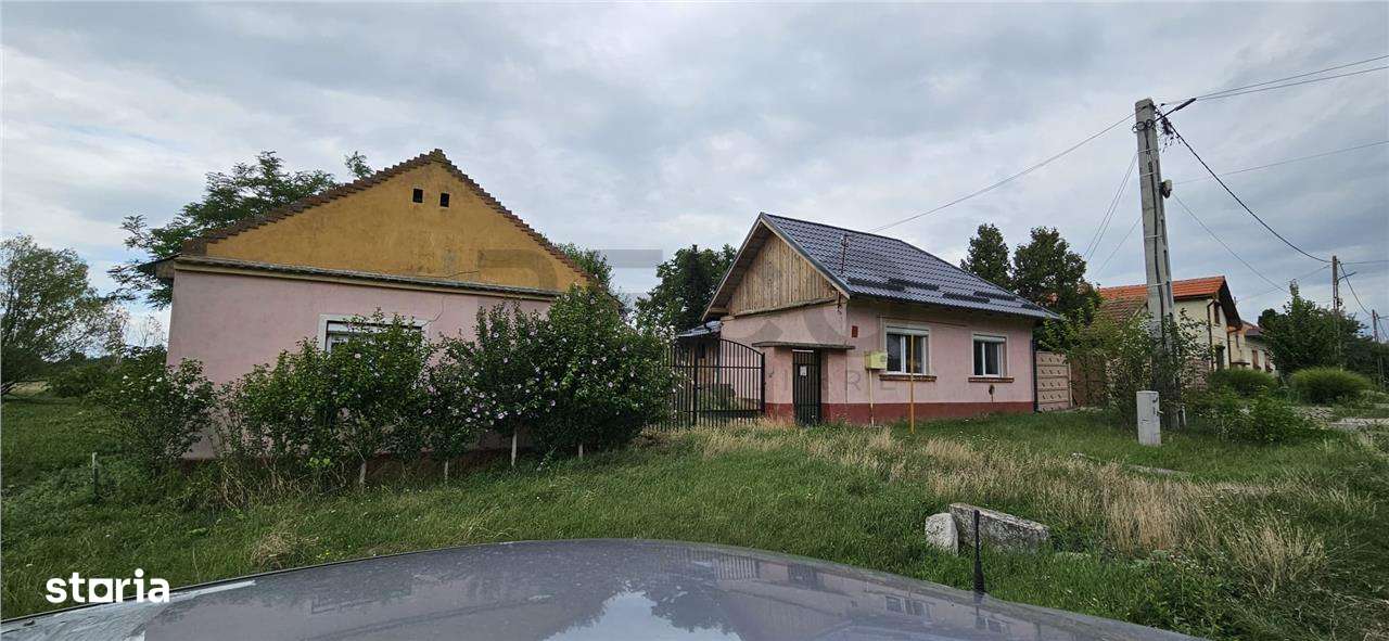 RECO, Casa in Santaul Mare,  Zona Bors, Oradea, teren 850 mp cu toate - Imagine principală: 2/11