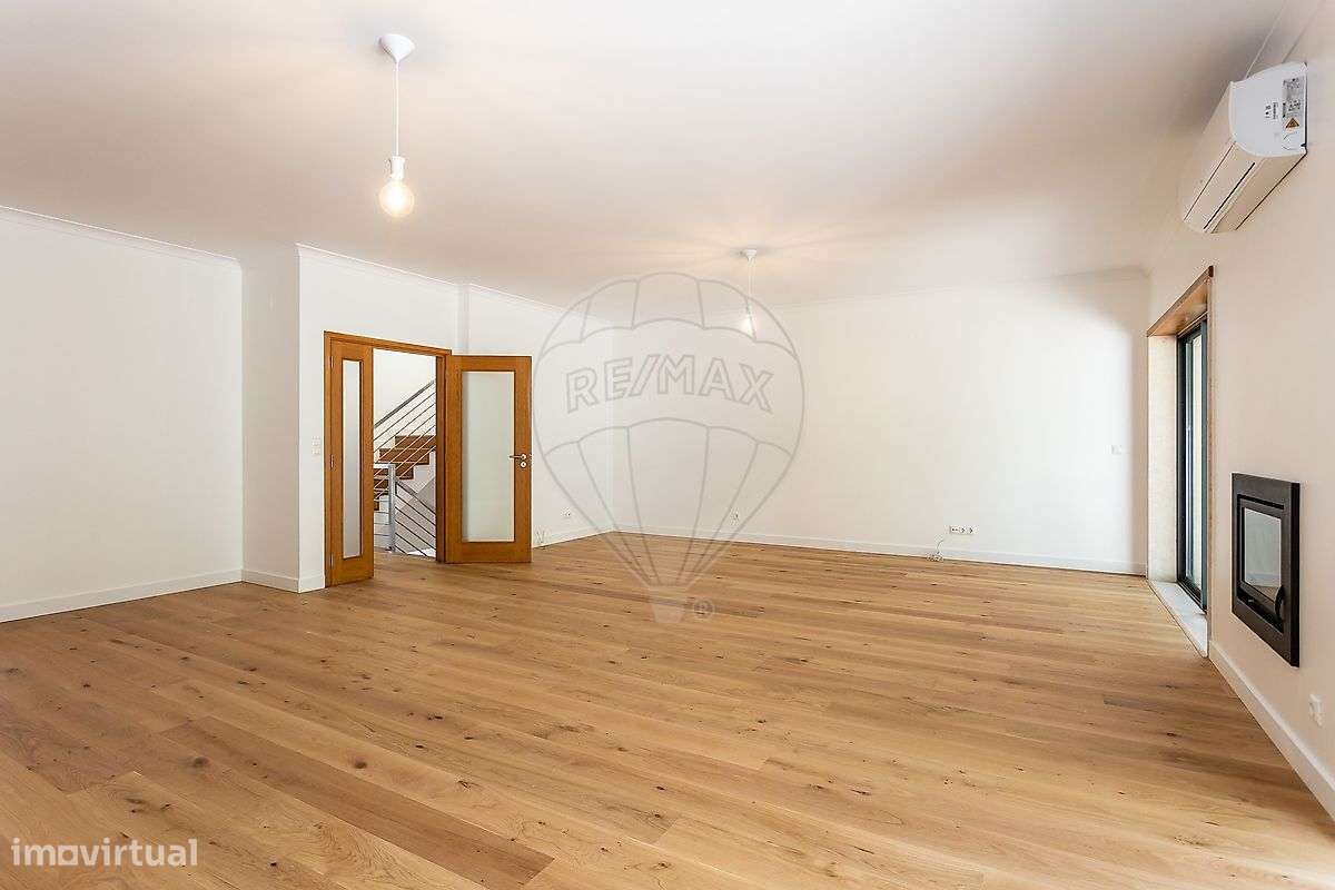 Moradia T4 para arrendamento - Grande imagem: 5/44