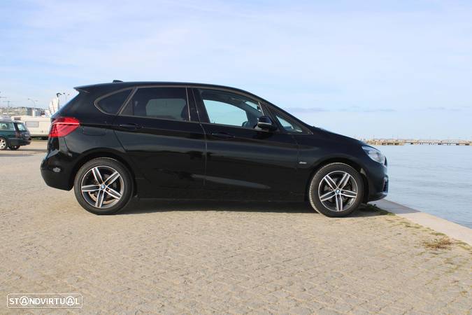 BMW 216 Active Tourer d Line Sport - 34