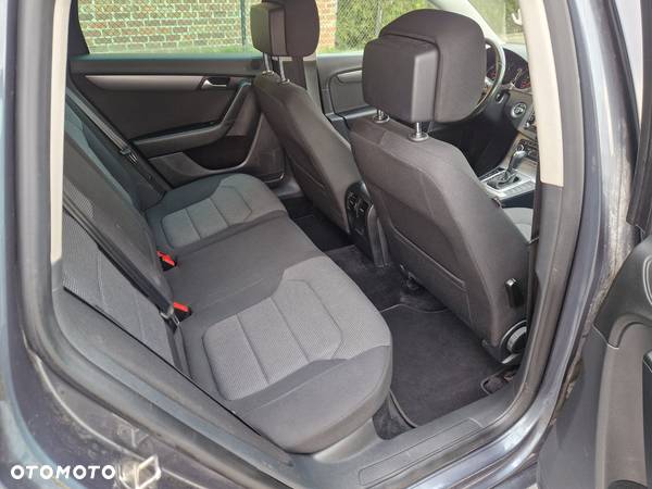 Volkswagen Passat Variant 1.8 TSI Automatik Highline - 32