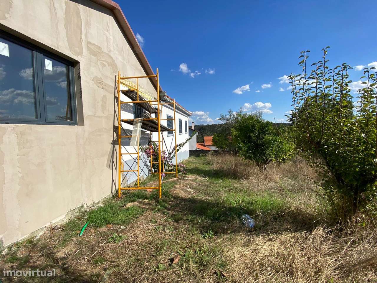 Moradia 3+1 / Terreno / Espite / Ourém-12